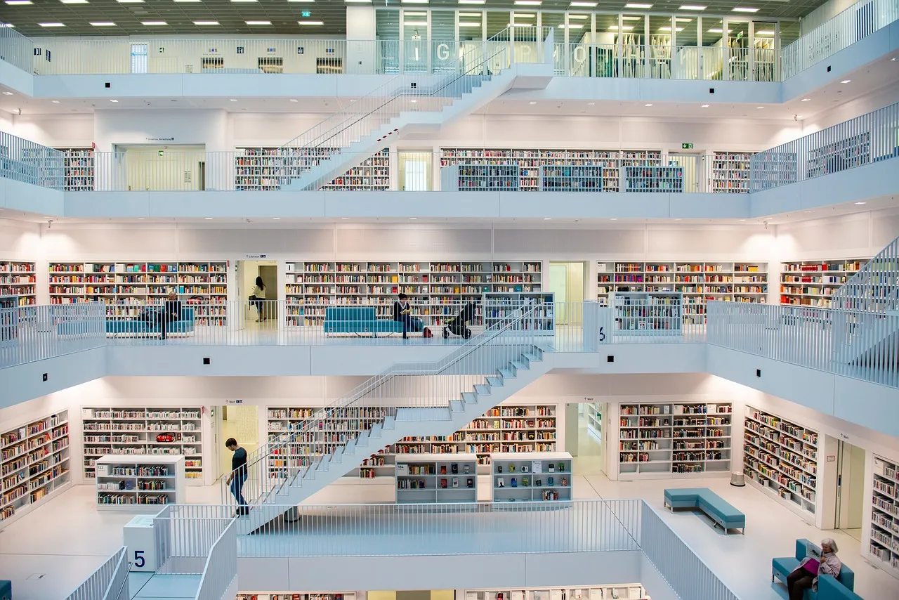 olivergotting-library-5641389_1280